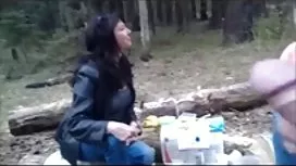 活躍的少女使美麗的twerking