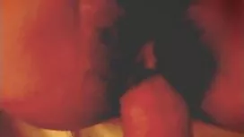 甜蜜的蕩婦瑪麗娜巧妙地跳上了雞巴