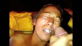 摩洛伊斯蘭解放陣線亂搞黑人男子在屁股