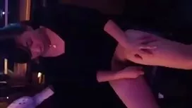 摩洛伊斯蘭解放陣線與大胸部拯救了一個人從宿醉與口交