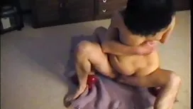 胖胖的女裁縫滿足了客戶的性幻想