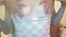 那個長發仙女坐在那個男人的陰莖上