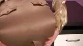 纖細的俄羅斯他媽的小山雀在剃光貓性交